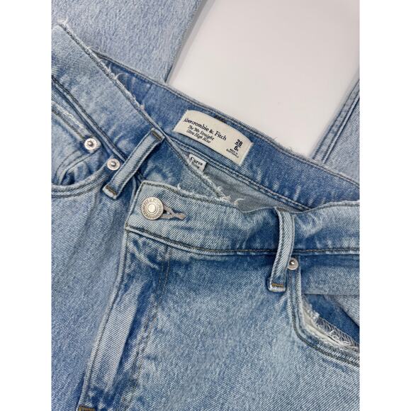 Abercrombie & Fitch 90s Straight Ultra High Rise Cross Button Curve Love - Picture 2 of 3